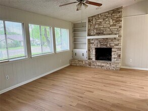 610 Chisholm Valley Dr in Round Rock, TX - Building Photo - Building Photo