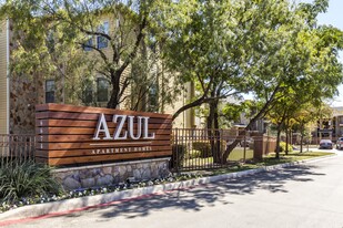 Azul Apartments