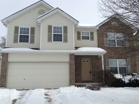 928 Delhi Dr in Trenton, OH - Building Photo