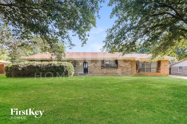 property at 2813 Silver Meadow Ln
