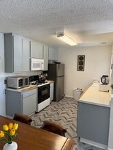 3420 Santa Maria Way in Santa Maria, CA - Building Photo - Building Photo