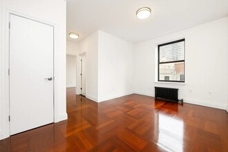 609 W 137th St in New York, NY - Building Photo - Building Photo