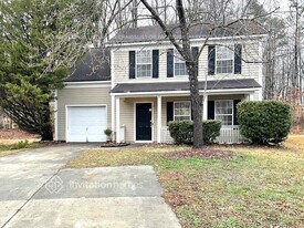 5316 Wisbech Ct, Unit 111E in Charlotte, NC - Building Photo