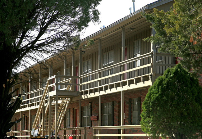 London House Apartments photo'