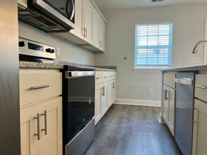 609 37th Ave N, Unit 609 -J in Myrtle Beach, SC - Building Photo - Building Photo