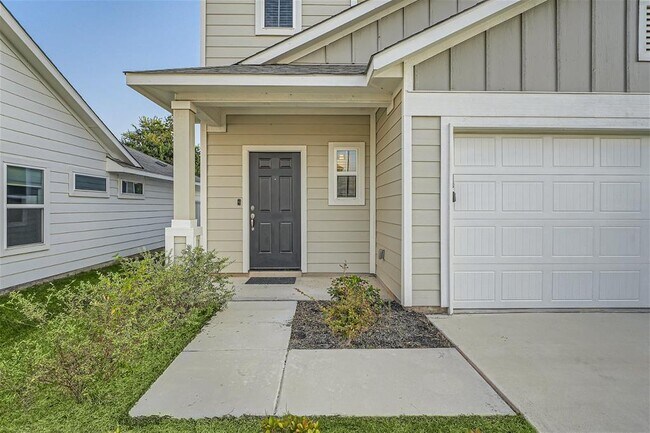property at 105 Appleberry Ln