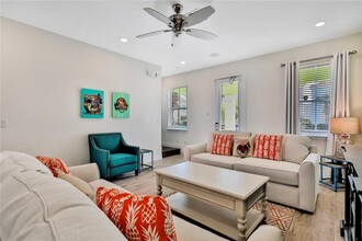 8049 Lost Shaker Ln in Kissimmee, FL - Building Photo - Building Photo