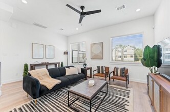 812 Curtin St in Houston, TX - Building Photo - Building Photo