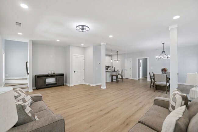 3189 Jackson St in Hapeville, GA - Foto de edificio - Building Photo