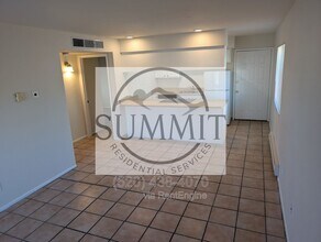 926 N Belvedere Ave in Tucson, AZ - Building Photo - Building Photo