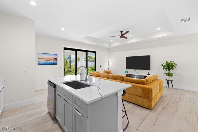 property at 3012 Pine Tree Dr