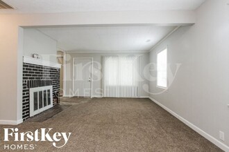 1741 N Riley Ave in Indianapolis, IN - Foto de edificio - Building Photo