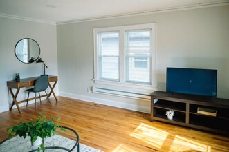 4009 University Ave in Des Moines, IA - Building Photo - Building Photo