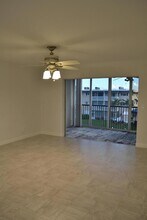 124 Shore Ct, Unit 303 in North Palm Beach, FL - Building Photo - Building Photo