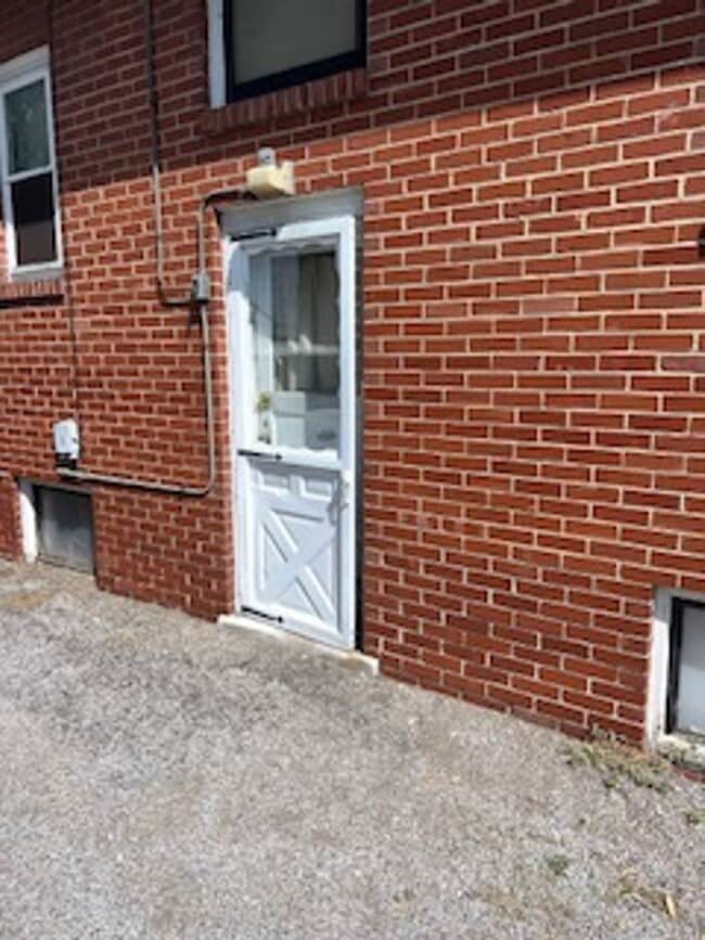 210 N First Ave in Evansville, IN - Building Photo - Building Photo