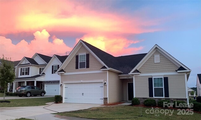 property at 4534 Dover Ct