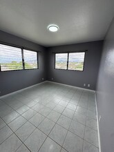 616 Ho?oiki St in Pearl City, HI - Building Photo - Building Photo