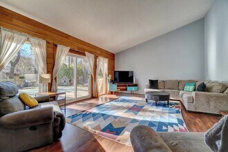 700 Montebello Cir in Chesapeake, VA - Building Photo - Building Photo