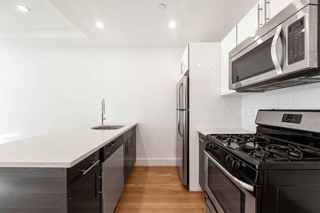 96 Steuben St in Brooklyn, NY - Building Photo - Building Photo