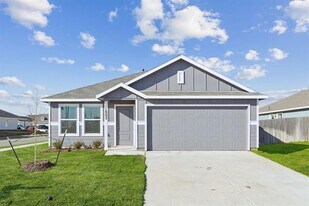 11803 Mancos Trl in Justin, TX - Building Photo