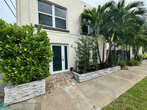 1501 SE 2nd Ct in Fort Lauderdale, FL - Foto de edificio - Building Photo