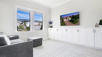 10629 Essex Square Blvd in Ft. Myers, FL - Building Photo - Building Photo