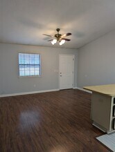 2356 Hartsfield Way, Unit 311 in Tallahassee, FL - Building Photo - Building Photo