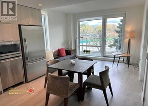 680-680 Seylynn Cres in North Vancouver, BC - Building Photo - Building Photo