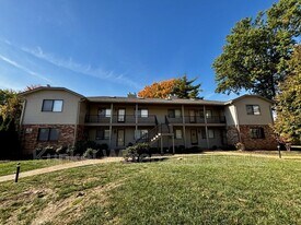 213 Eagle Ridge in O'Fallon, IL - Building Photo