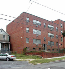 716 Madison St NW in Washington, DC - Building Photo - Building Photo