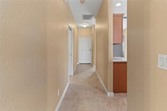 9023 Stone Harbour Loop in Bradenton, FL - Foto de edificio - Building Photo