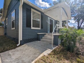 321 S Osceola St in DeLand, FL - Building Photo - Building Photo