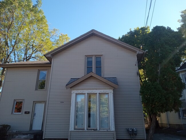 property at 1126 Seymour Ave