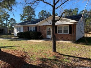 261 Ellis Rd in Lumber Bridge, NC - Building Photo - Building Photo