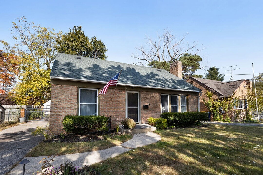 1813 Kreiser St SE in Grand Rapids, MI - Building Photo