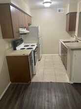 5923 E 33rd Ct-Unit -5923 in Tulsa, OK - Building Photo - Building Photo