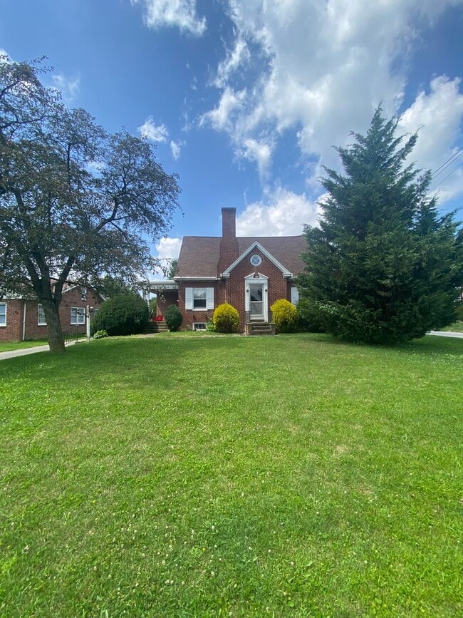 416 Mt Sidney Rd in Lancaster, PA - Building Photo - Building Photo
