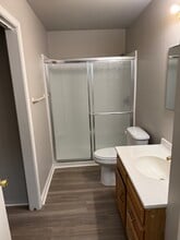 6521 Heathervale Ct in Newburgh, IN - Foto de edificio - Building Photo