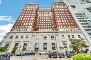 1600 Arch St, Unit 1904 in Philadelphia, PA - Building Photo