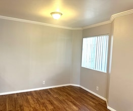 13126 Bromont Ave, Unit 11 in Los Angeles, CA - Building Photo - Building Photo