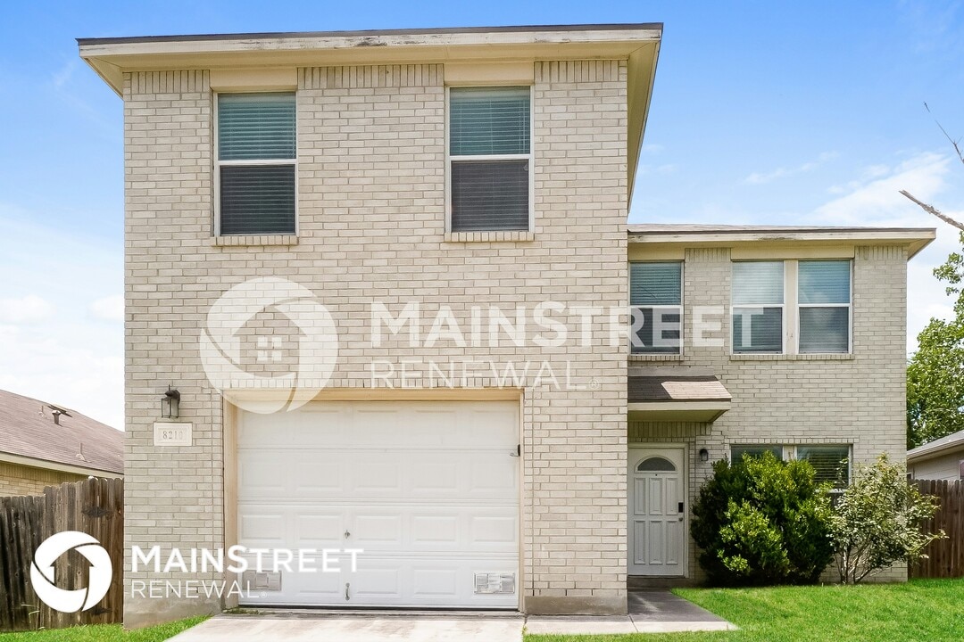 8210 Steep Valley in Converse, TX - Foto de edificio