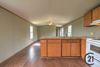 1315 Reed Rd in Greeneville, TN - Building Photo - Building Photo