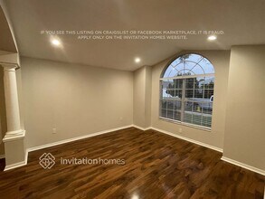 1825 Leybourne Loop in Wesley Chapel, FL - Foto de edificio - Building Photo