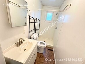 5228 Natrona Way in Pittsburgh, PA - Building Photo - Building Photo