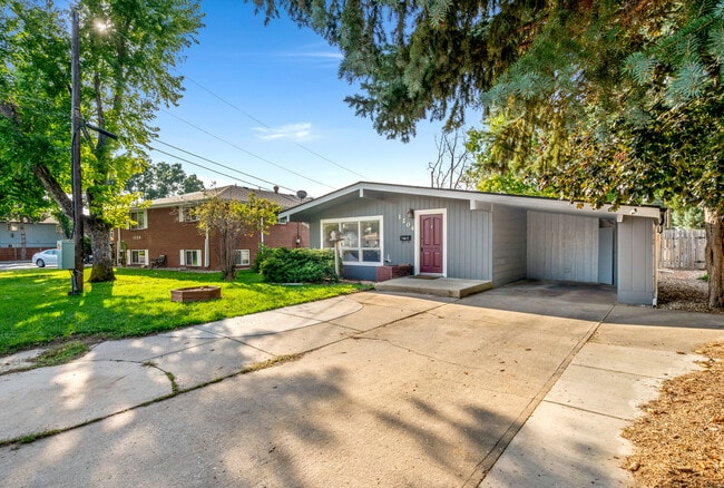 1204 W 10th St in Loveland, CO - Foto de edificio - Building Photo