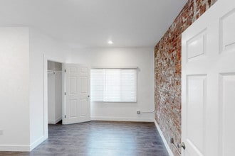 Maryland in Los Angeles, CA - Foto de edificio - Interior Photo