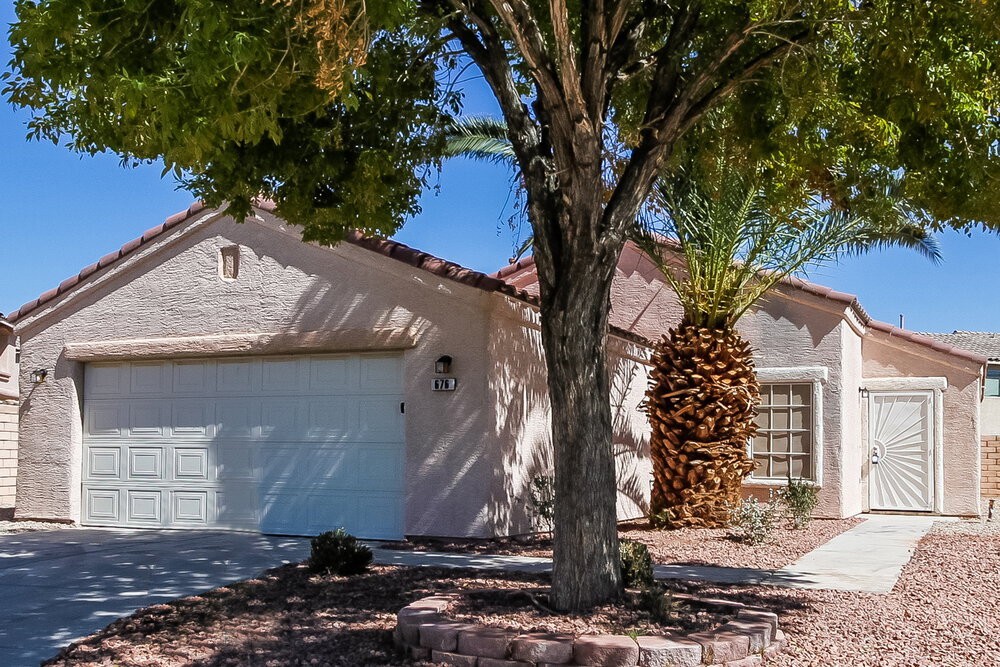 676 Salt Flats Cir in Henderson, NV - Building Photo