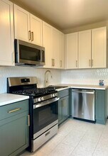 2750 Broadway Ave in Dormont, PA - Building Photo - Building Photo