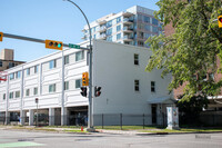 Central Beltline Apartments in Calgary, AB - Building Photo - Building Photo