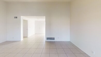 581 S Prospect St in Orange, CA - Building Photo - Building Photo